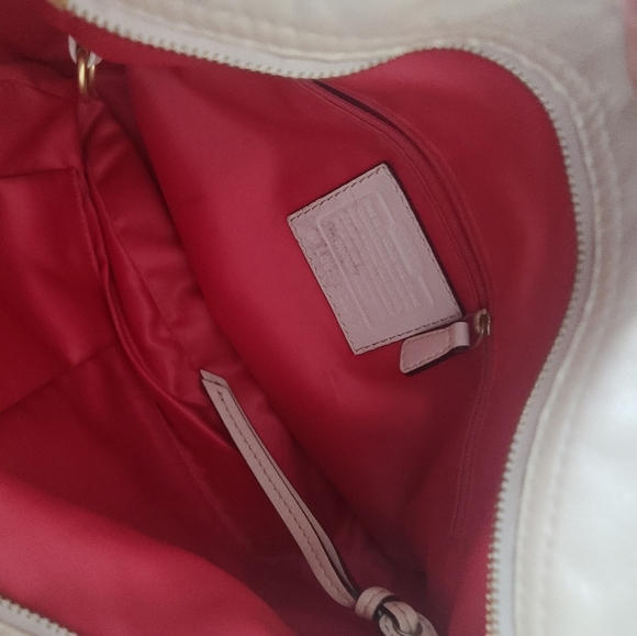 Beige Coach bag - Picture 5 of 8